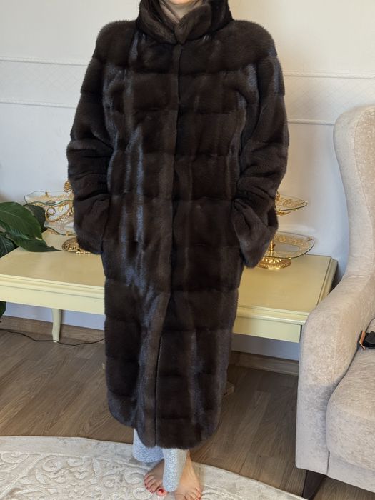 Продается шуба б/у