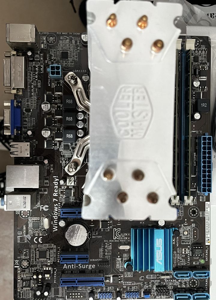 Продам системную плату Asus P8H61-MX (S1155)