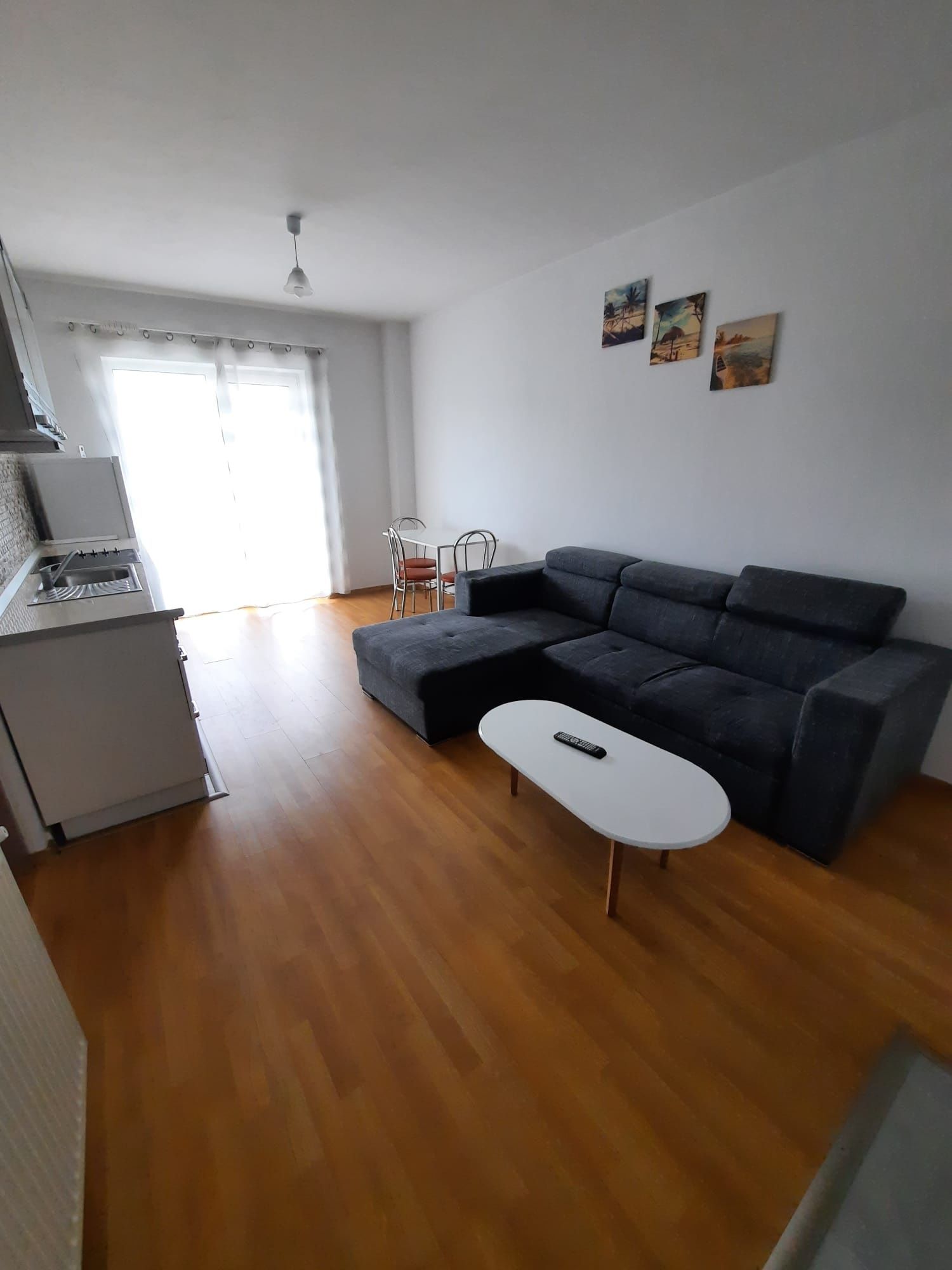 PF inchiriez Apartament 2 Camere, 43 mp, Strada Eroilor 378