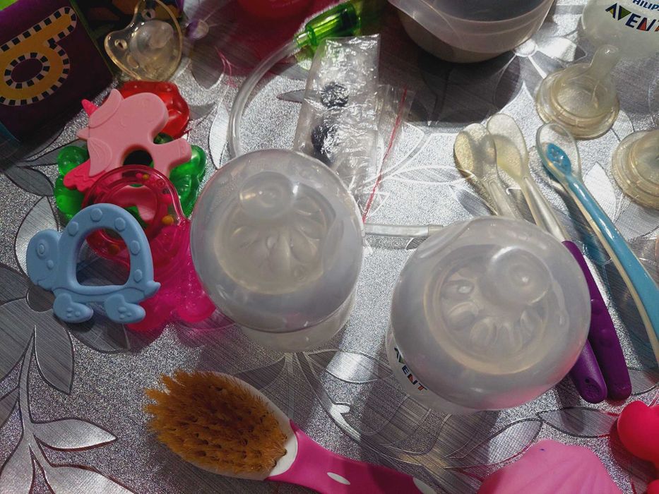 Подарявам бебешки принадлежи САМО ЛИЧНО ПРЕДАВАНЕ