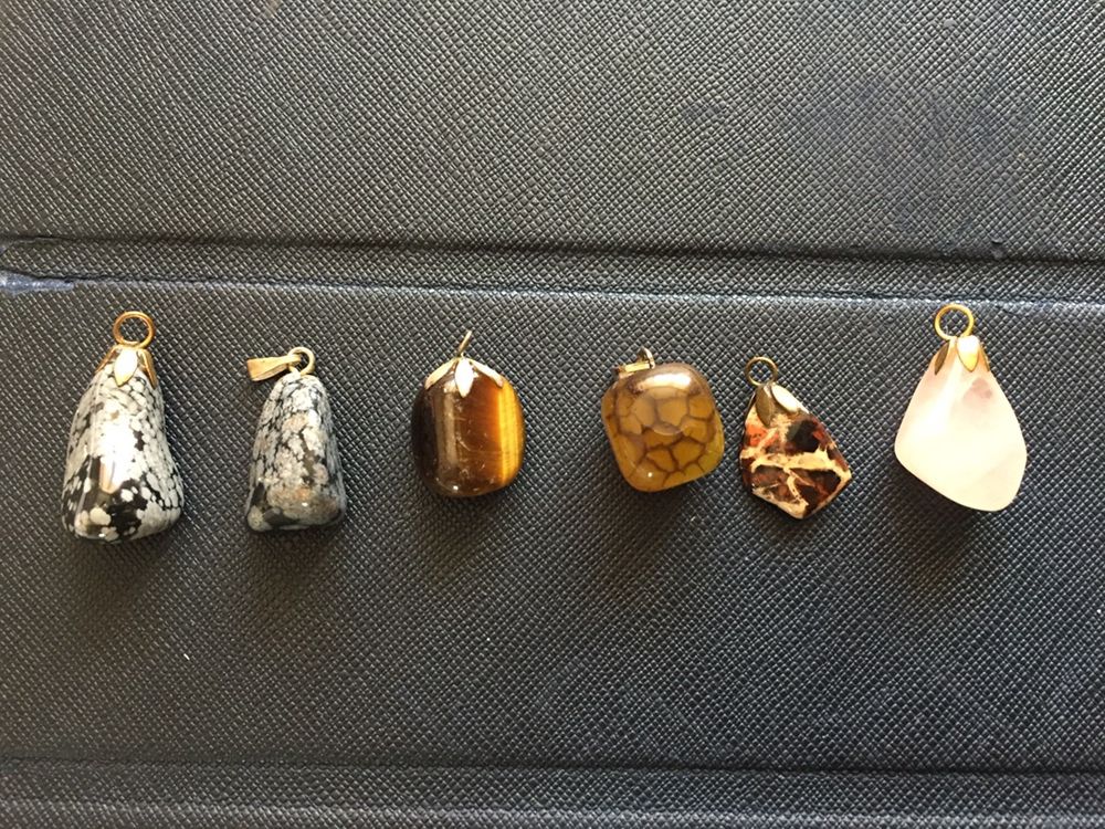 Висулки и обеци полускъп. камъни, гривни, пръстен