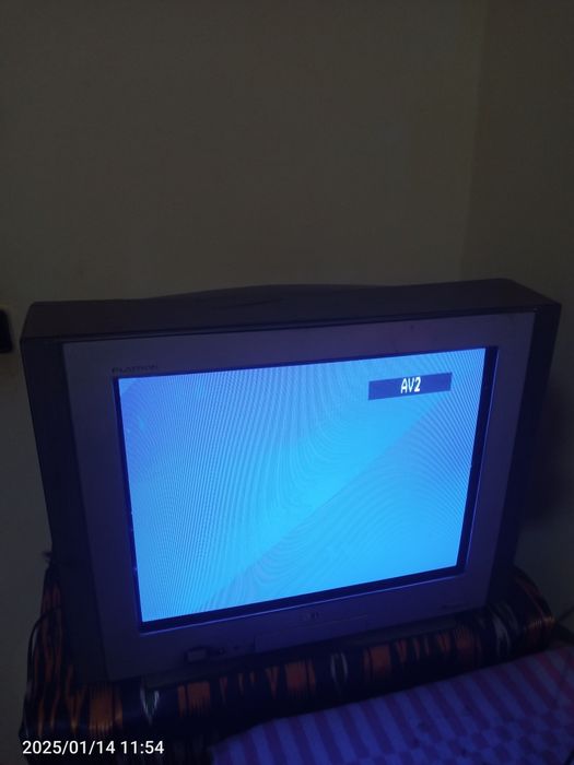 LG Flatron holati zo'r narxi 200 kelishilgan