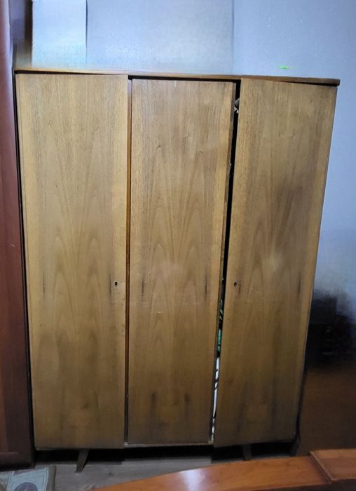 Продам шифонер Советский