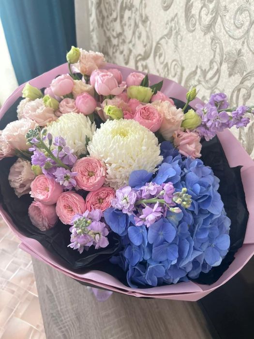 Продам красивый букет!