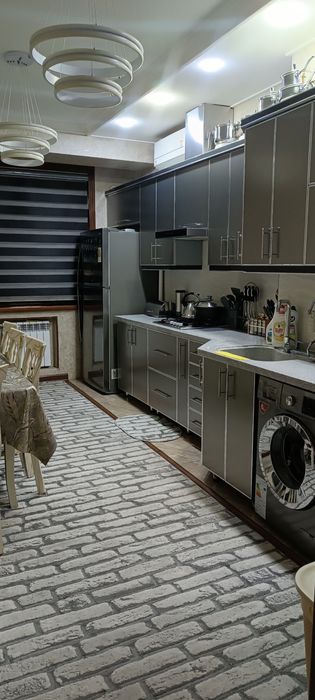 Sotiladi 107 kv sabon bavrum domlari 4 hona yevro rimont 150.000$