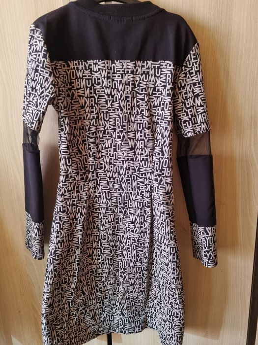 Продавам Рокля от Lucy Fashion