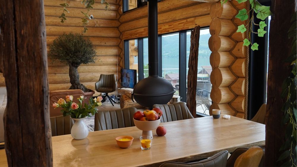Cabana de Busteni de inchiriat Eselnita,Clisura Dunarii