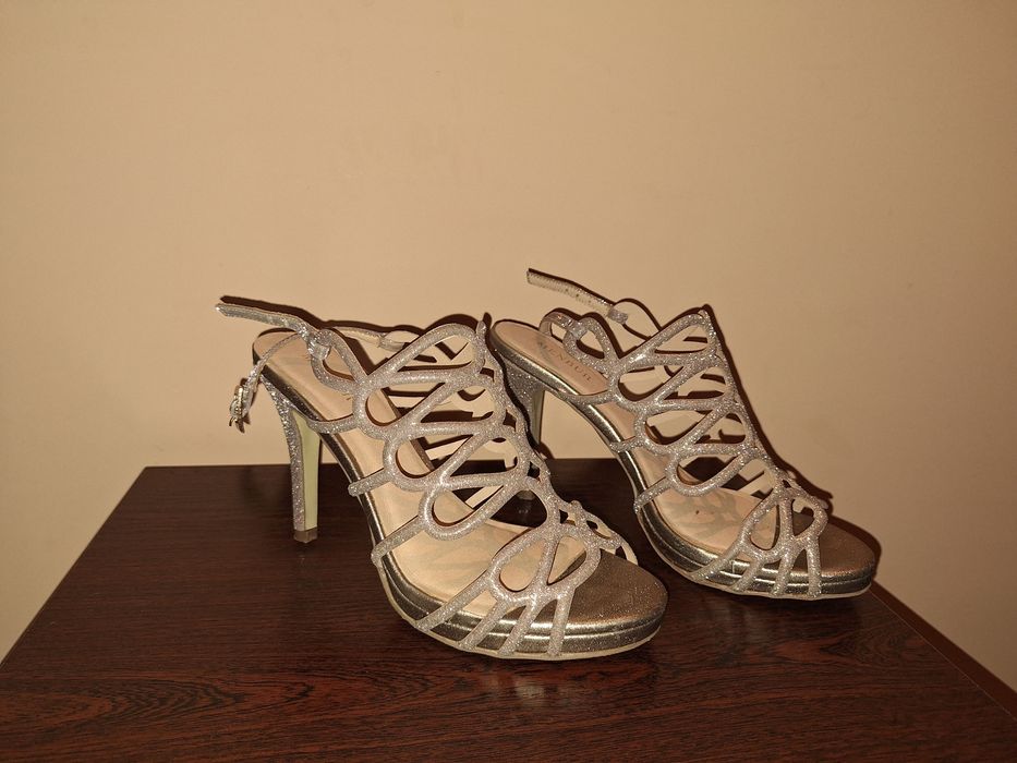 Сандали Menbur на ток, 39 номер с бляскав ефект + ПОДАРЪК чанта