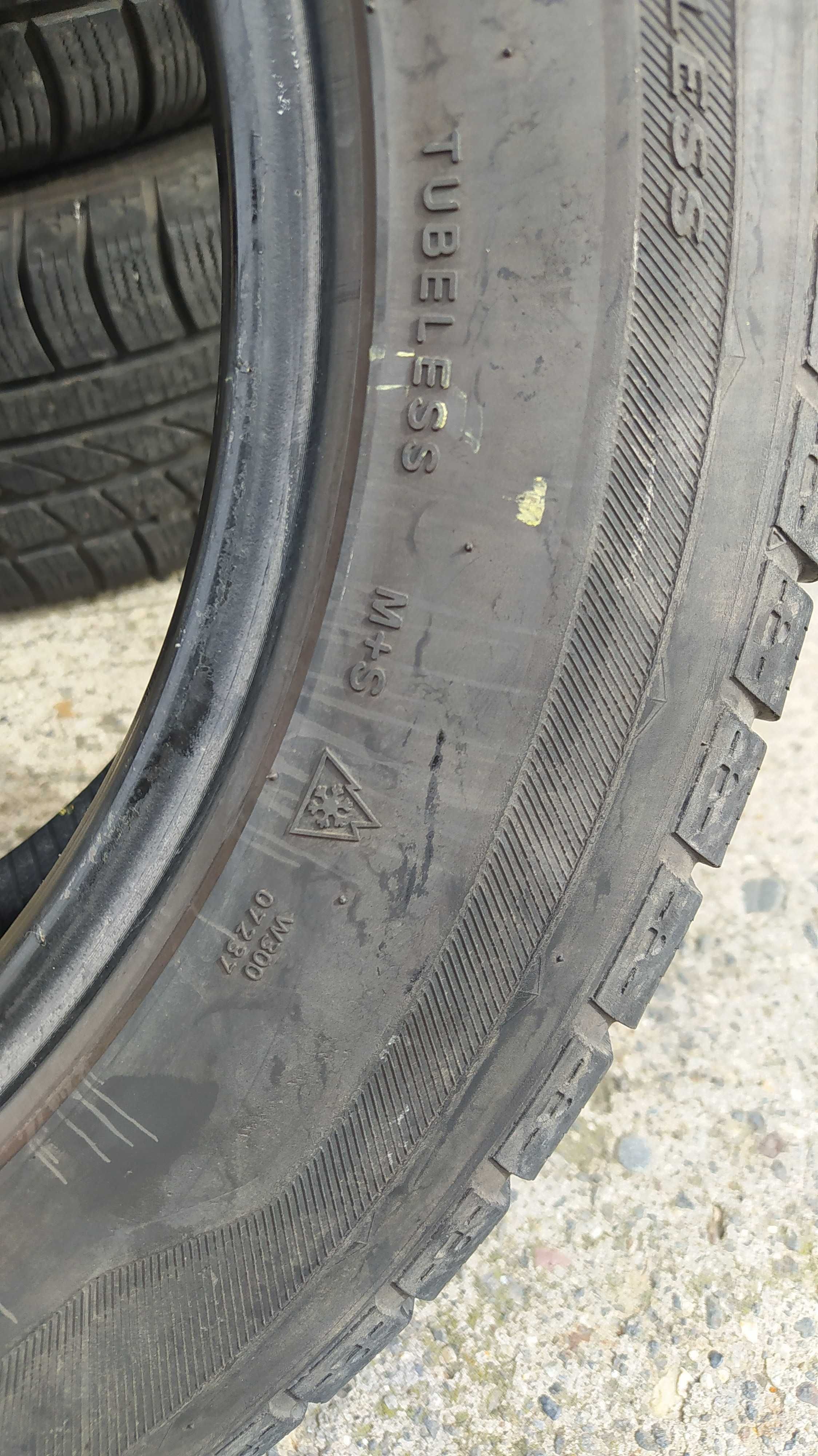 Vand cauciucuri de iarna Hankook 225/60/17