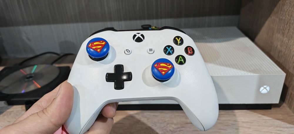 Xbox One S + Forza Motorsport 6