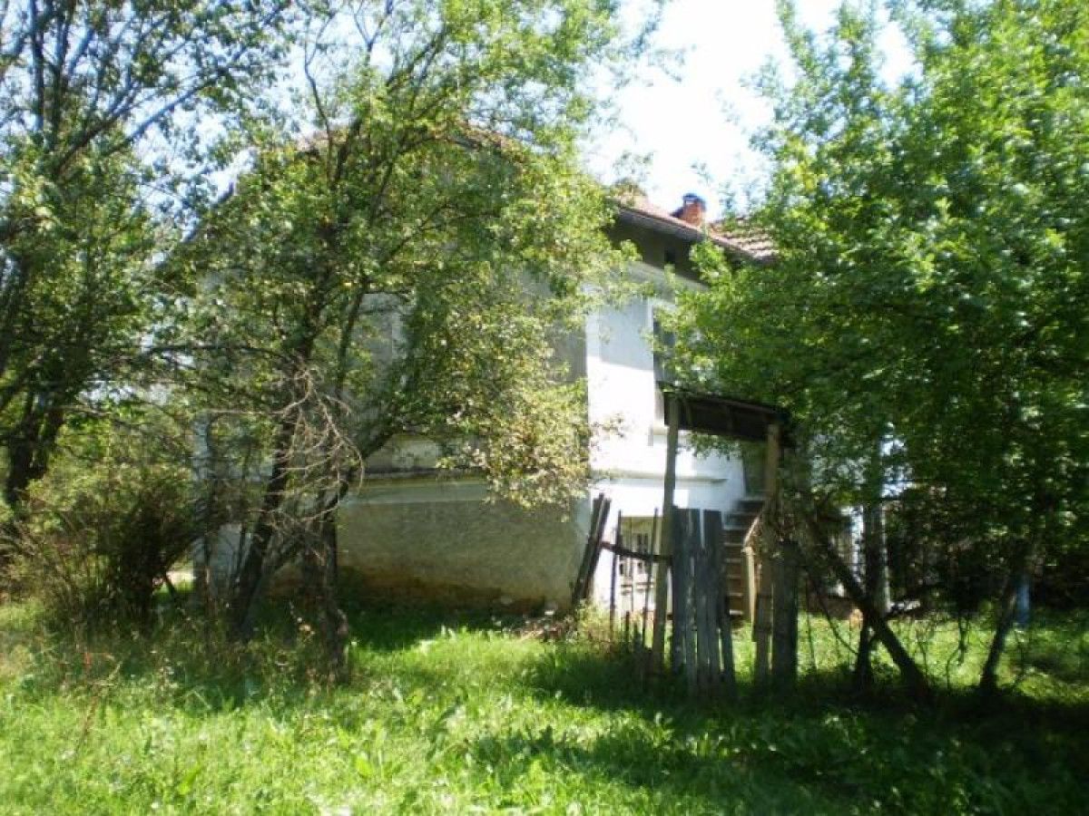 Къща в с. Осиковица