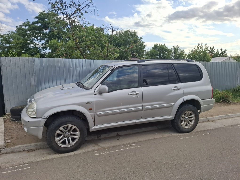 Vând Suzuki grand vitara xl7