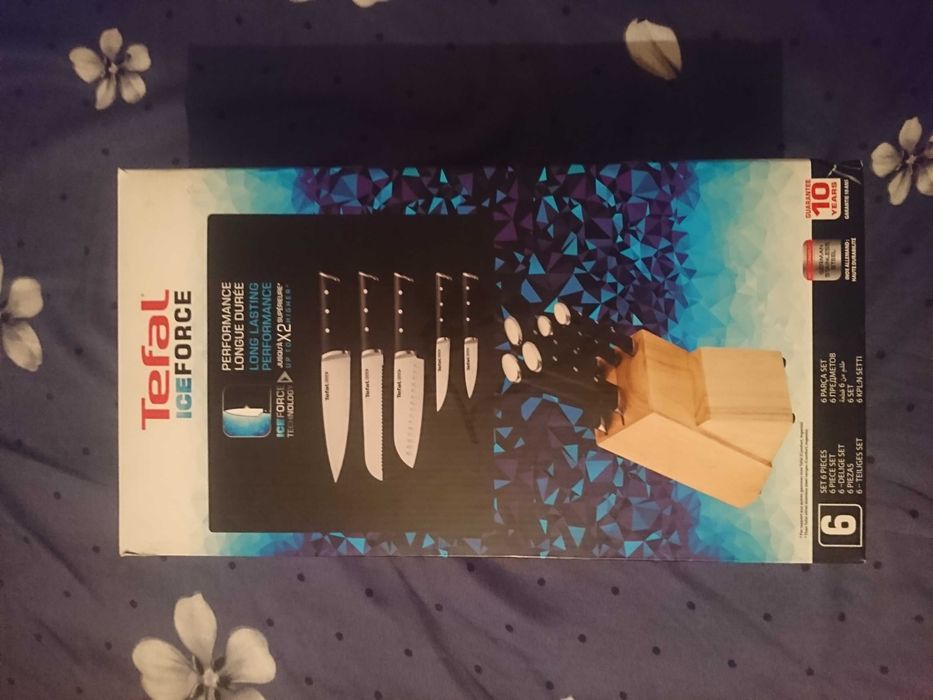 Комплект ножове с поставка TEFAL Ice Force