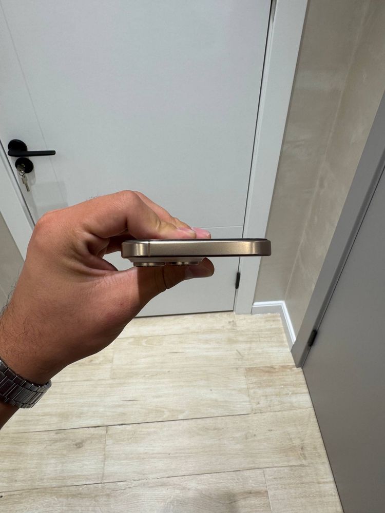 Iphone 16 pro max 256gb 95%