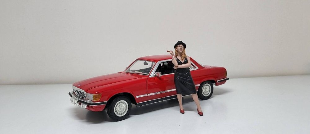 Figurină Hanging Out 2 1/18 American Diorama