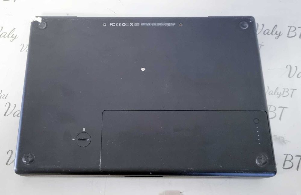 Laptop de colectie - Apple Macbook A1181 - BLACK - functional-instalat