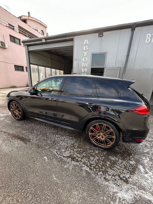 Porsche Cayenne GTS