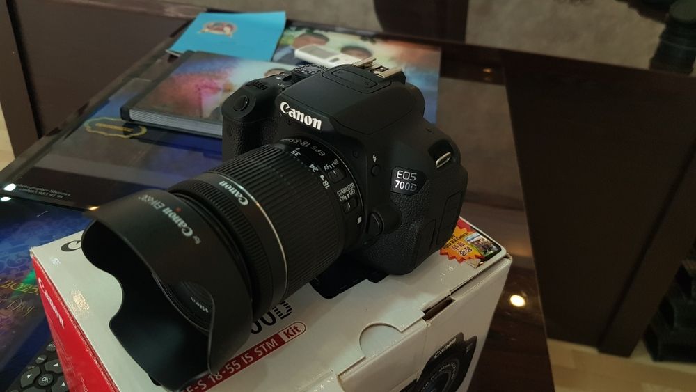 Canon 700D Sotiladi Xolati Yangi