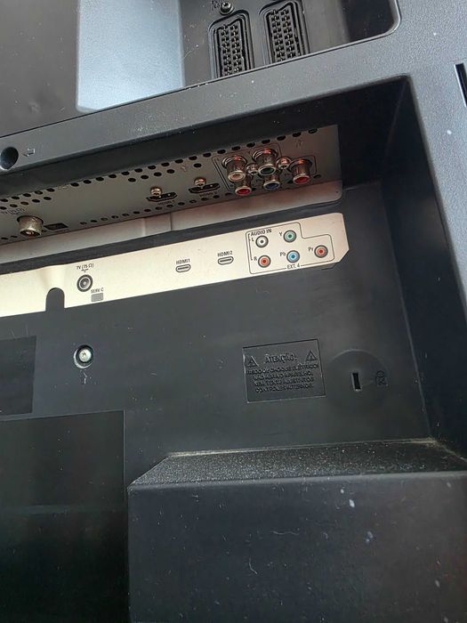 Телевизор FHILIPS 42"