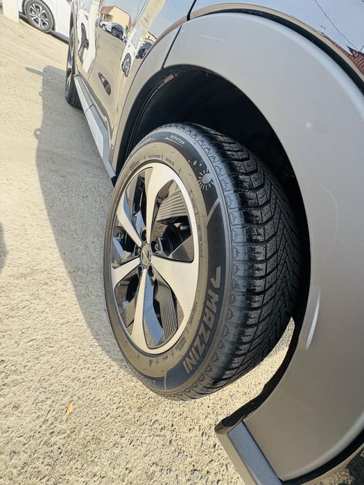 Продаётся BYD song Hybrid 2-позиция 110км