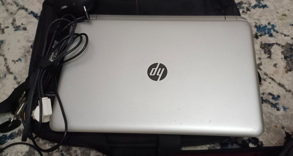 Ноутбук HP сенсорный