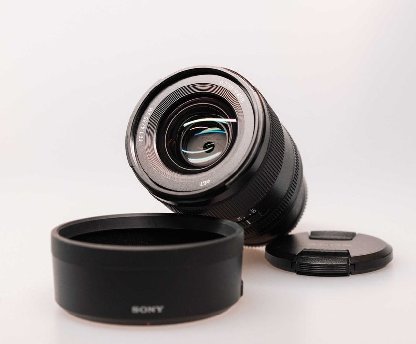 Обектив Sony FE 35mm f/1.4 GM