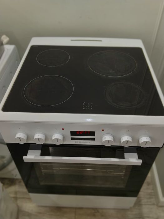 Продам электро плита