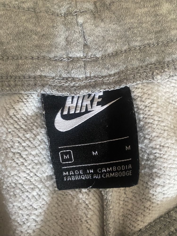 Pantaloni Nike mid rise