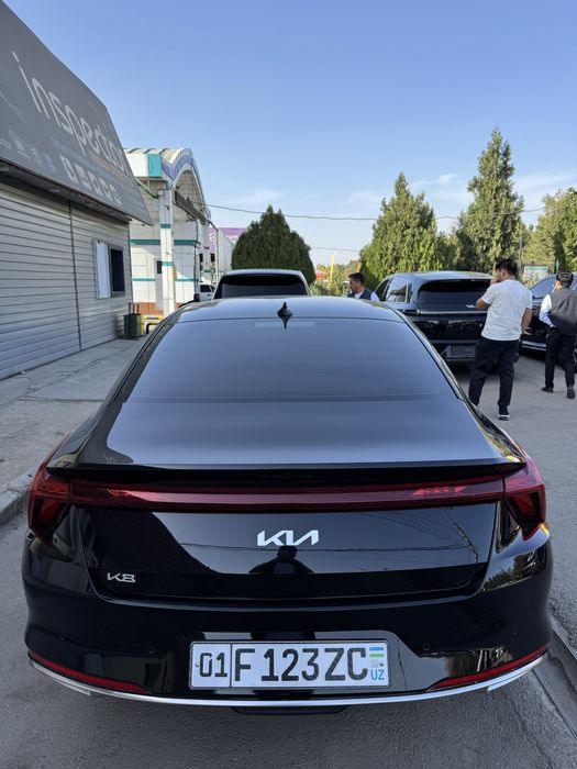 Kia k8 sotiladi kiraskasi toza holati idyal murojat uchun telfon qilin