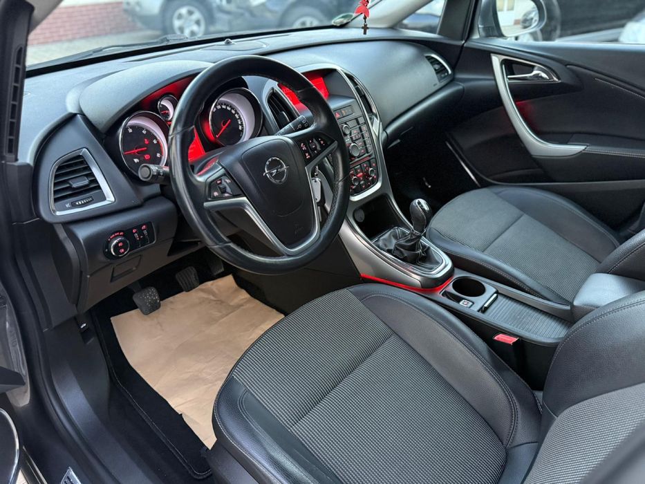 Opel Astra J 1.7 diesel euro 5  12 luni Garantie