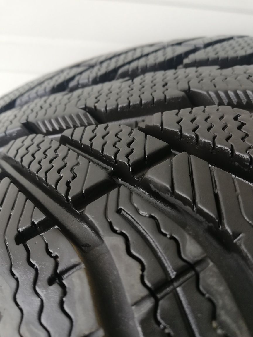 Зимни Гуни 225/60R18 DISCOVERER WINTER