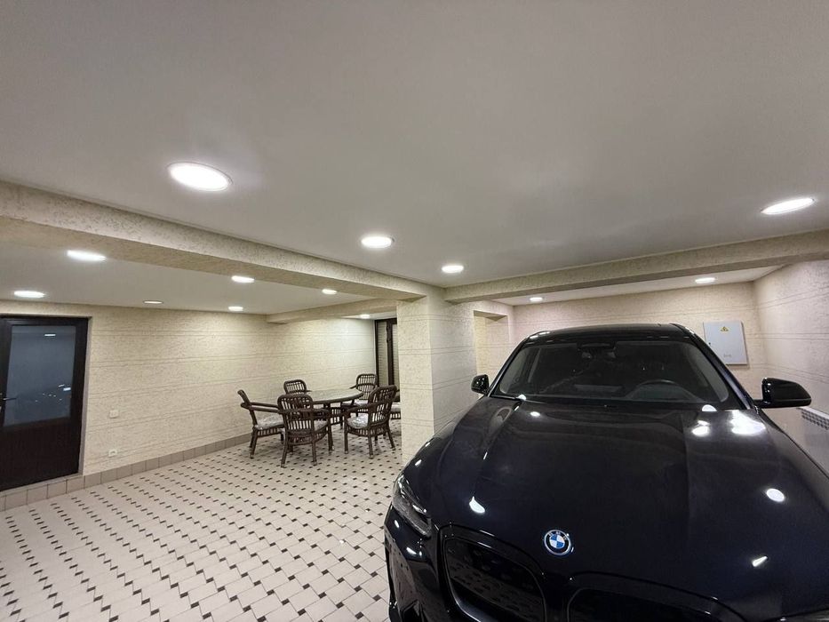 Продается Евро дом на Центре Луначарского