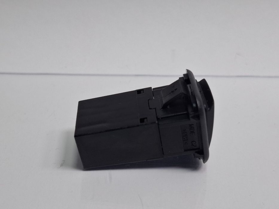 Priza AUX AUDI A4 IV Avant 8K5, B8 2007 - 2015 2.0 TDI CAGA, CJCA, CME