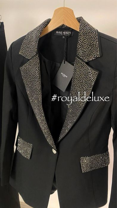 Stoc Compleu costum dama Balmain