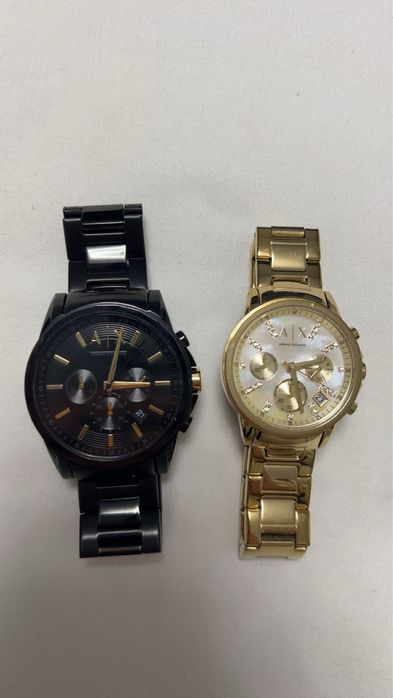 Vand doua ceasuri Armani damă si barbati