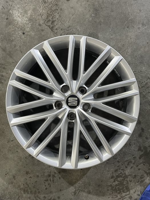 Set 4 jante aliaj 18 5x112 Originale Seat Ateca