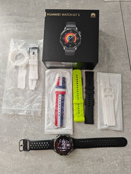 Huawei Watch Gt 5 + 3 ani garanție+ accesorii