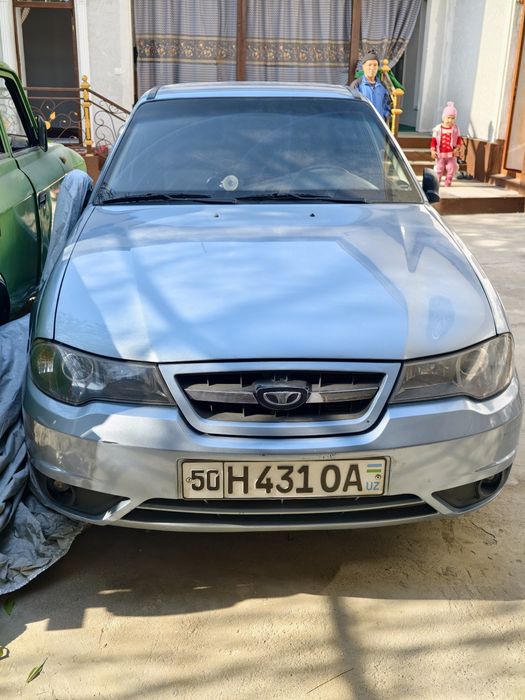 Nexia 2 yaxshi holatda