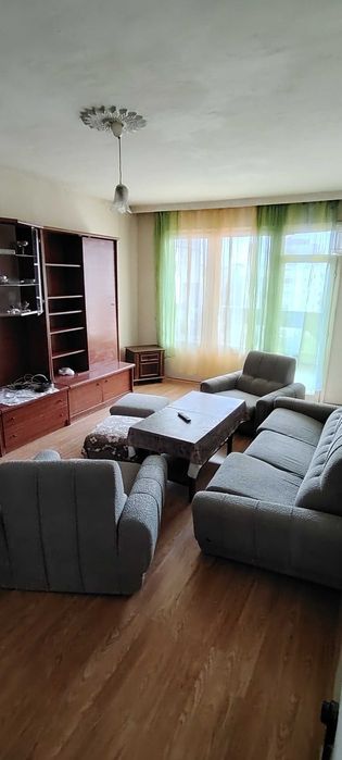 Просторен тристаен апартамент в кв.Бадема,гр.Хасково