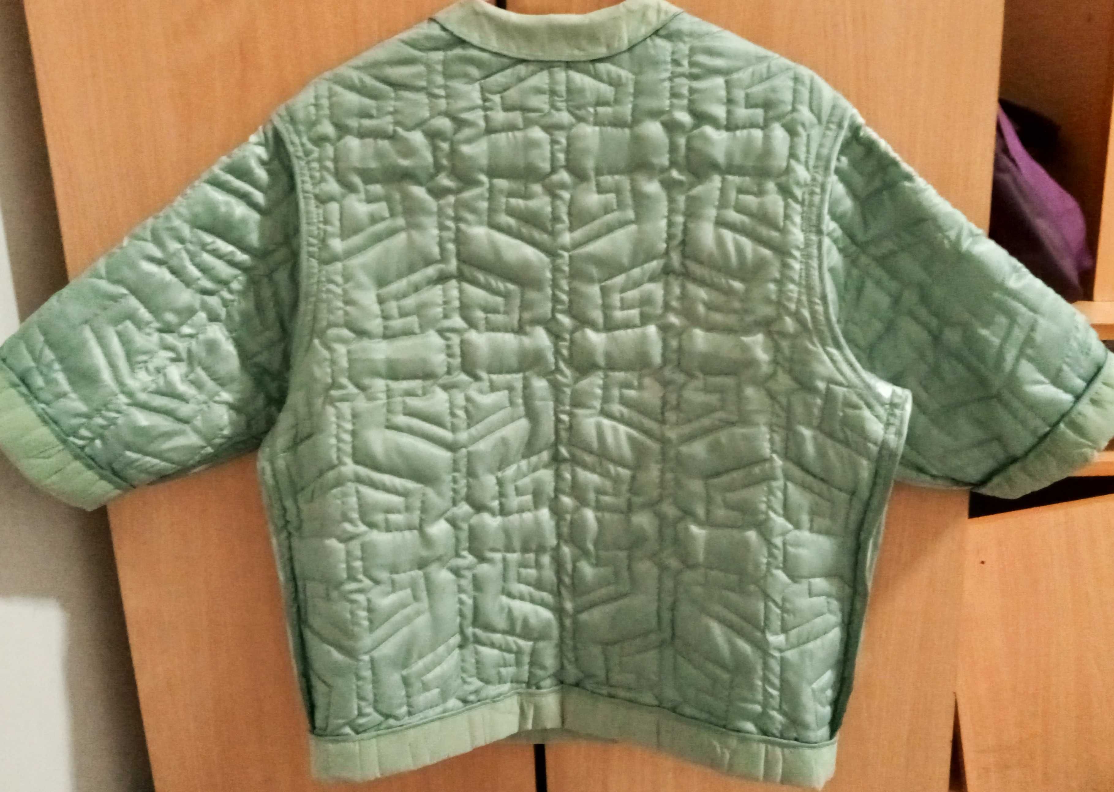 Курточка стеганным казахским орнаментом