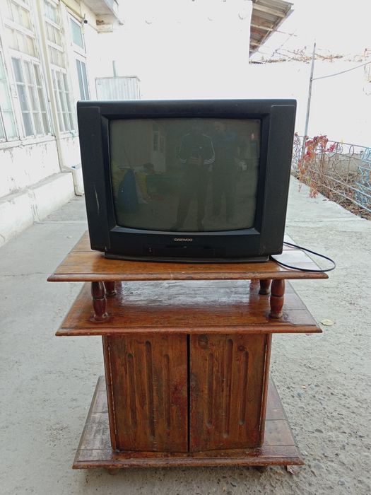 Телевизор сотилади холати яхши