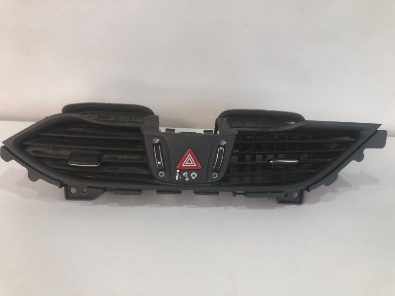 Grila ventilatie bord centrala Hyundai i30 (2016-2020) 93730-g3000