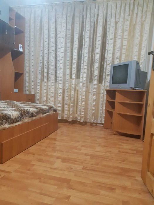 Vând garsonieră zona Paco Gara