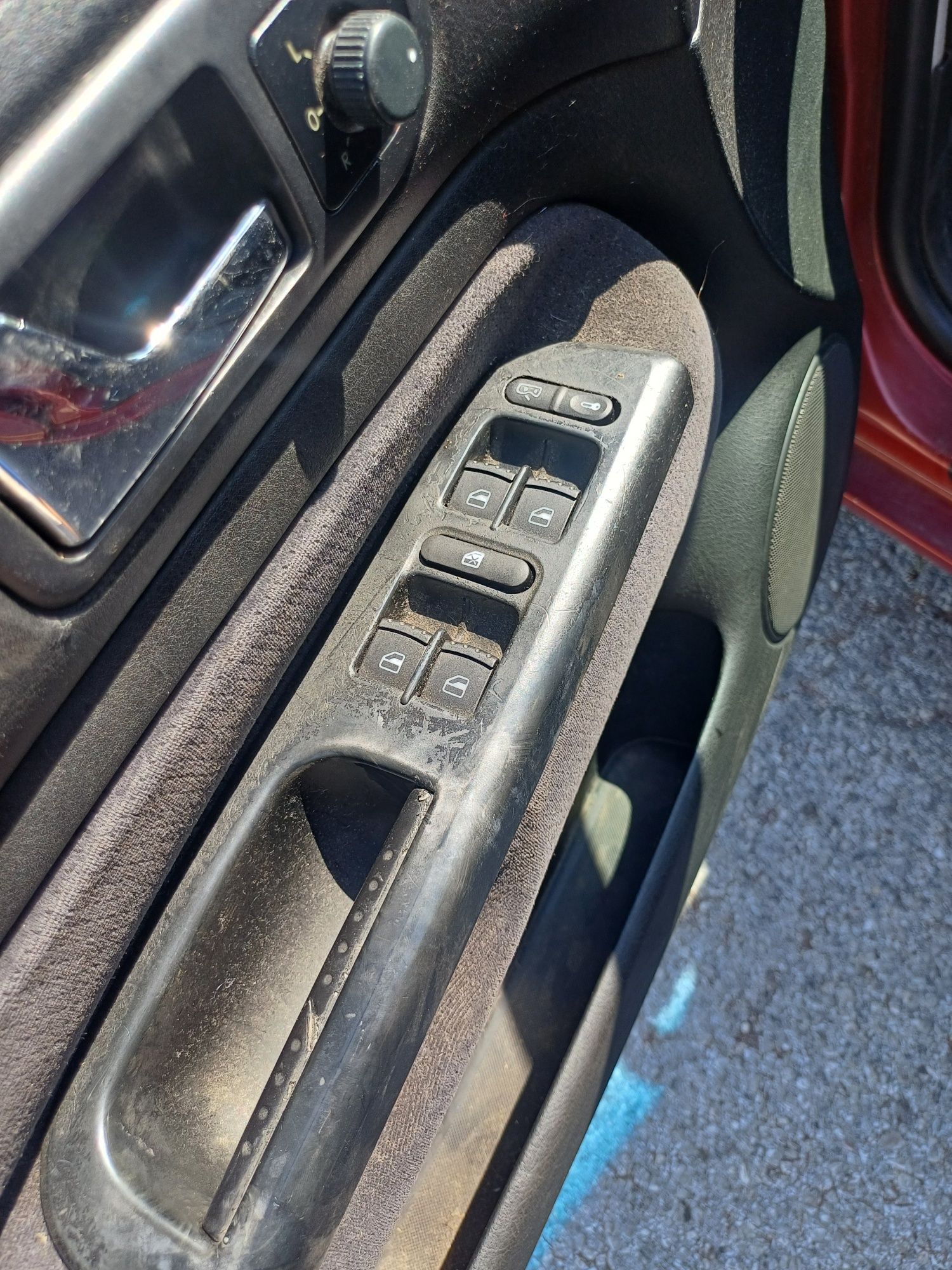 Golf 4 2000г 1.6sr цял или на части