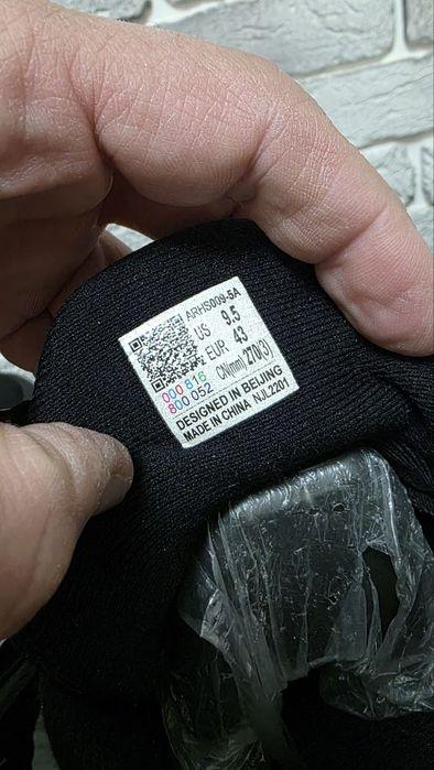 Оригинальные кроссы Li-ning