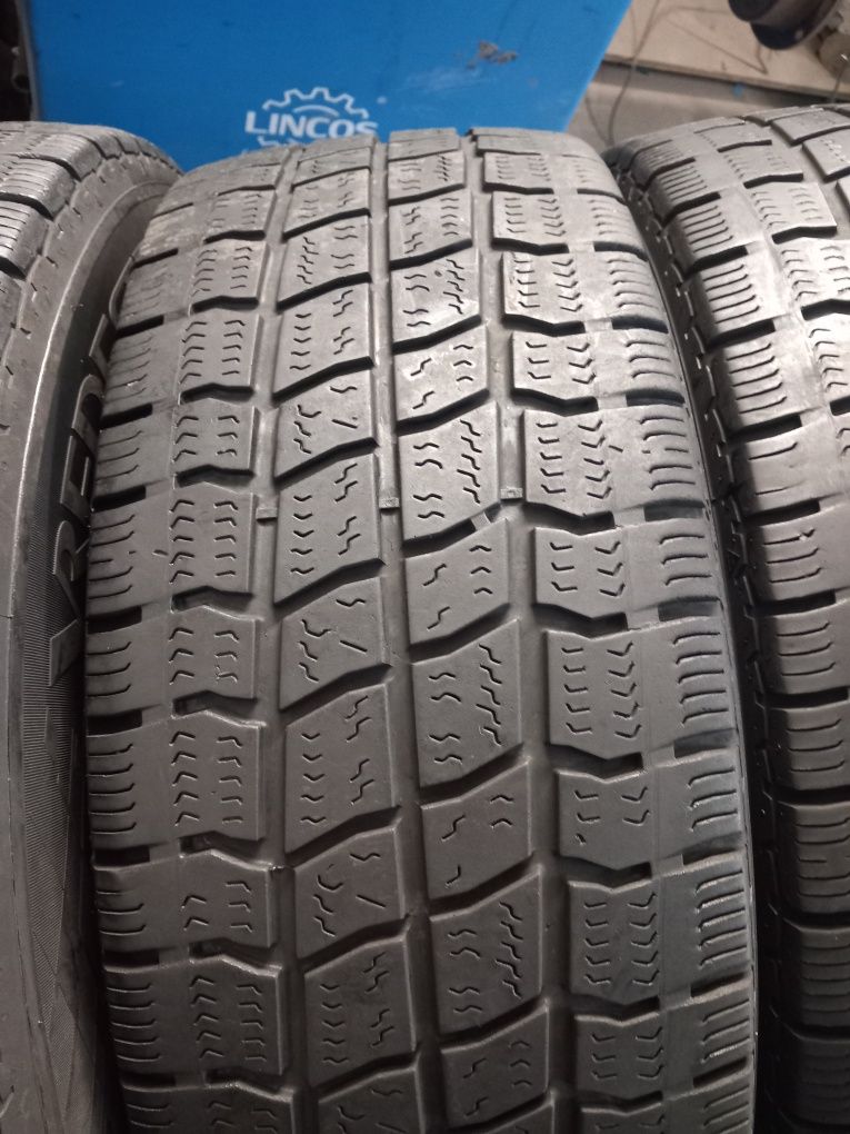 215 60 R 16 C Vredestein iarna