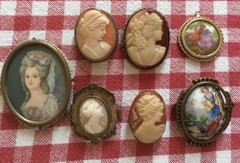 Коллекция брошей брошек старинных, антикварных, винтажных, фирменных