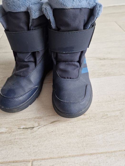 Adidas Детски ботуши WINTERPLAY