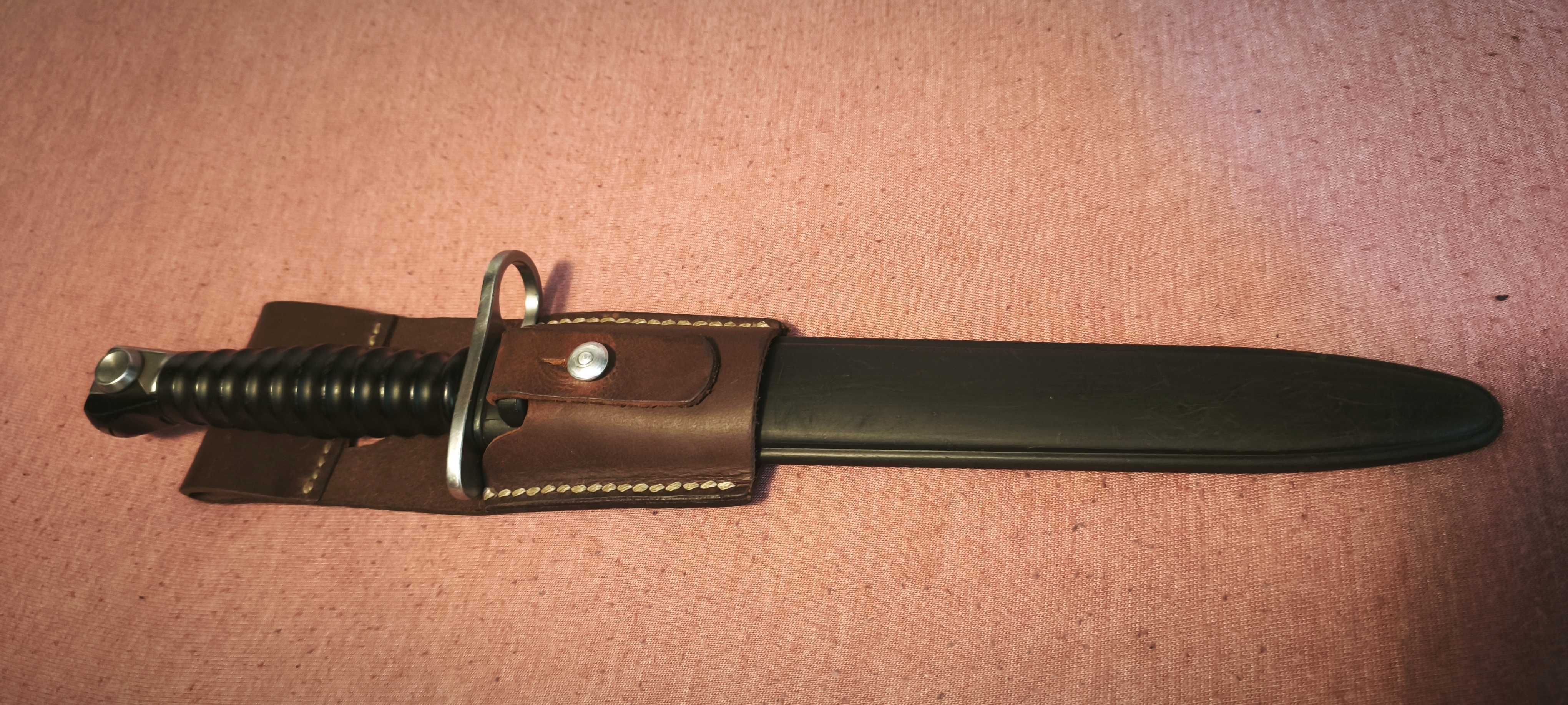 Baionetă elvețiană Sig 57