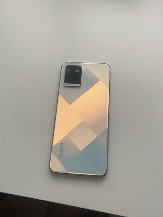 vivo Y21 продам срочно!